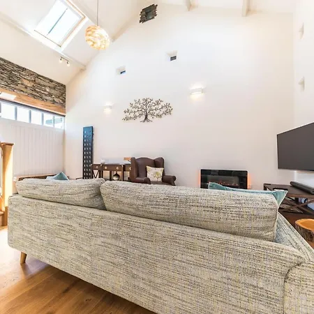 Tatil Evi Mill Pool Barn Torver, *