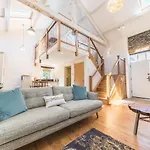 Holiday home Mill Pool Barn Torver, *