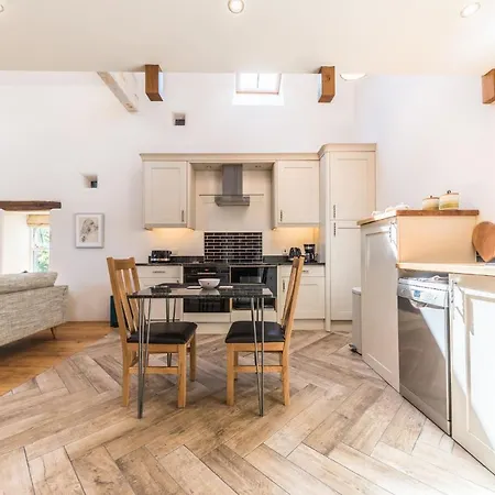 Mill Pool Barn Torver, קוניסטון