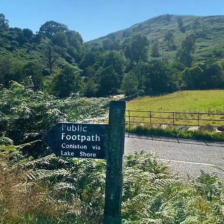 Mill Pool Barn Torver, בית נופש